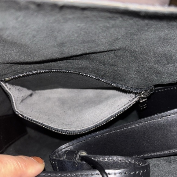 LV Sac Seau - Picture 7 of 15